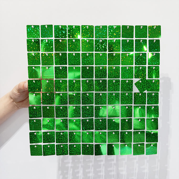 Фон для вечеринки, ветер активирует блестящие квадратные настенные панели с блестками, фоны